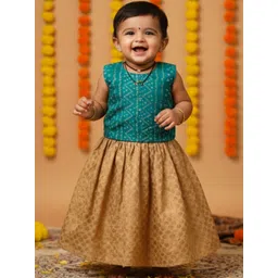 Sangria Girls Brocade Lehenga with Bandhani Blouse-picture-27