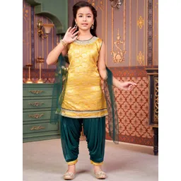 Sangria Girls Embroidered Sequined Kurta Patiala & Dupatta Set-picture-14