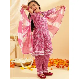 Sangria Girls Ethnic Motifs Printed Pure Cotton Kurta With Trouser & Dupatta-picture-27