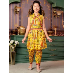 Sangria Girls Ethnic Motifs Printed Round Neck A-Line Kurti With Patiala And Jacket-picture-49