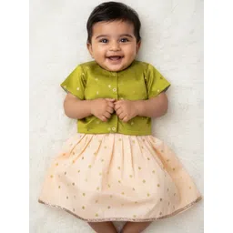 Sangria Girls Off White Lehenga Set-picture-21