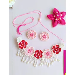 Sangria Gold-Plated Pearl-Beaded Choker Jewellery Set-picture-11