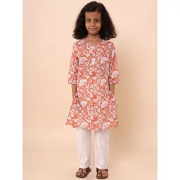 Sangria Kids-Girls Ethnic Motifs Printed Pure Cotton A-Line Kurta With Trouser Set-picture-23