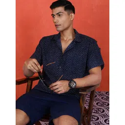 Sangria Men Comfort Fit Spread Collar Floral Printed Cotton Casual Shirt-picture-32