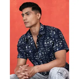 Sangria Men Comfort Fit Spread Collar Floral Printed Cotton Casual Shirt-picture-24