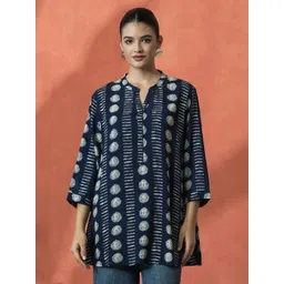 Sangria Printed Three-Quarter Sleeved Straight Top-picture-26