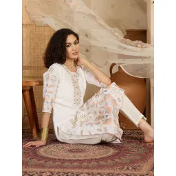 Sangria Women Floral Embroidered Regular Thread Work Kurta with Trousers & With Dupatta-picture-36