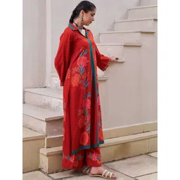 Sangria Women Floral Printed Regular Kurta with Palazzos image 3