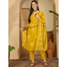 Sangria Women Floral Printed Regular Mirror Work Kurta with Trousers & With Dupatta-image-32