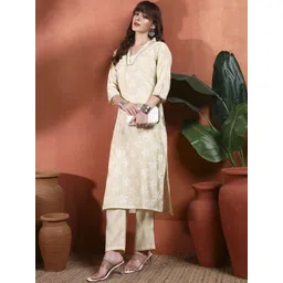 Sangria Women Floral Regular Kurta with Trousers image 4