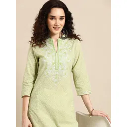 Sangria Women Green Floral Yoke Design Thread Work Pastels Kurta-picture-15