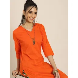 Sangria Women Orange Pure Cotton Geometric Printed Kurta with Trousers-picture-12