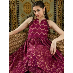 Sangria Women Purple & Golden Ethnic Motifs Printed Panelled Kurta with Trousers-picture-21