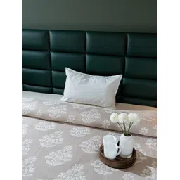 Saral Home Beige & White Printed Cotton 400 GSM Mild Winter Quilt-picture-41