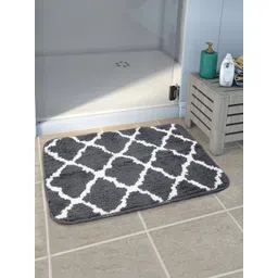 Saral Home Set of 2  Grey & White Anti-Skid Bath Rugs-picture-42
