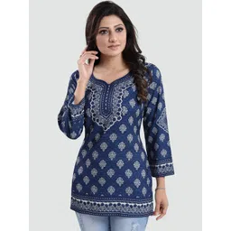 Saree Swarg Women Blue Floral Printed Crepe Top image 1