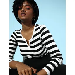SASSAFRAS Women Black Striped Knitted Tshirt-picture-15