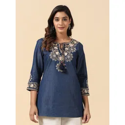 SAVI Embroidered Tie-Up Neck Three-Quarter Sleeves Denim Top-picture-31