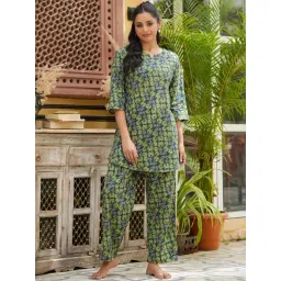 SAY Green Printed Pyjamas Set-picture-42
