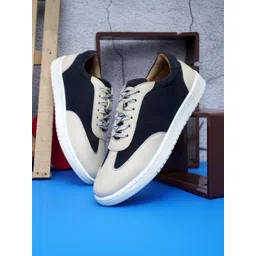 Scott Haiell Men Colourblocked Sneakers-picture-10