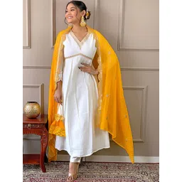 SDK FASHION Women Leheriya Empire Sequinned Chanderi Silk Kurta with Trousers & With Dupatta-image-17