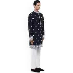 SDS By Kushal Shah Men Floral Embroidered Kurta with Trousers image 2