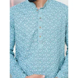 See Designs Floral Embroidered Mandarin Collar Thread Work Straight Kurta image 3