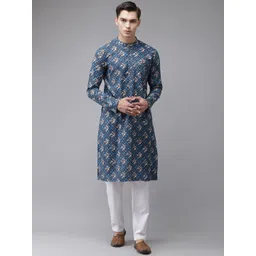 See Designs Men Geometric Printed Handloom Kurta-picture-22