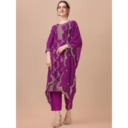 Seerat Women Purple Ethnic Motifs Jacquared Kurta With Trousers & With Dupatta-picture-36