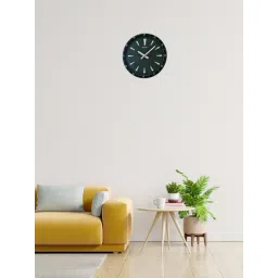 SEIKO elegant black & silver plastic wall clock with sweep movement-picture-13