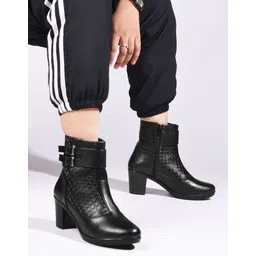 selfiee Boots For Women-picture-19