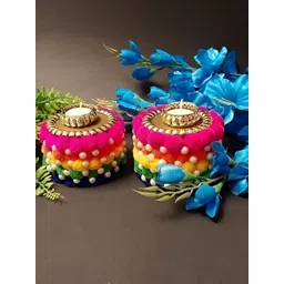 Sellplus 2-Pcs Pink & Yellow Embellished Candle Holder-picture-35