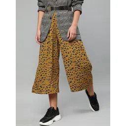 Sera Women Floral Printed Flared High-Rise Culottes Trousers-picture-39