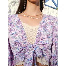 Sera Women Printed Crop Tie-Up Shrug image 2