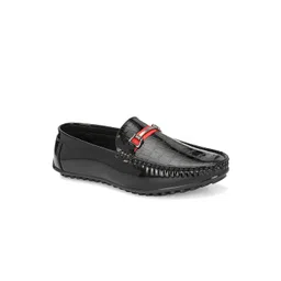 SERVER Men Woven Design Lightweight Leather Loafers image 1