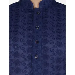 SG YUVRAJ Boys Floral Embroidered Chikankari Khadi Kurta image 5