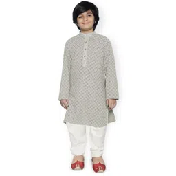 SG YUVRAJ Boys Geometric Embroidered Mandarin Collar Sequinned Straight Kurta With Trouser-picture-14
