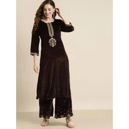 Shae by SASSAFRAS Women Brown & Gold-Toned Ethnic Motifs Embroidered Velvet Kurta-picture-42