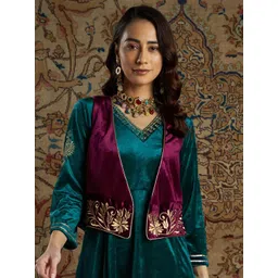 Shae by SASSAFRAS Women Burgundy Embroidered Velvet Waistcoat-picture-14