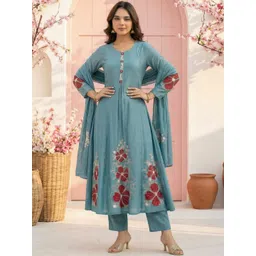 SHAHI COLLECTION Women Floral Embroidered Panelled Thread Work Pure Silk Kurta with Trousers & With Dupatta-picture-13