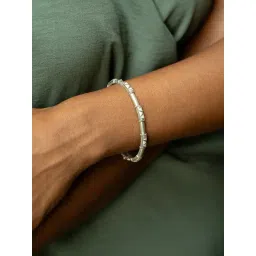 Shaya 925 Silver Oxidised Trikon Bracelet For Women-picture-25