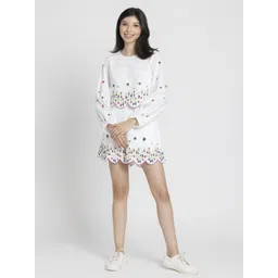 SHAYE Embroidered Pure Cotton Top With Shorts-picture-25