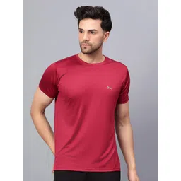 Shiv Naresh Round Neck Rapid-Dry T-shirt image 1