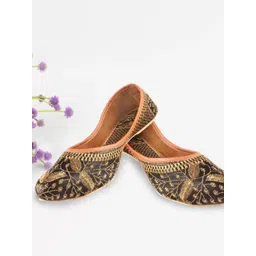 SHOE LAB Women Embellished Mojaris Flats-picture-24