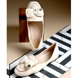 Shoetopia Bow Applique Detailed Ballerinas - Cream-picture-13