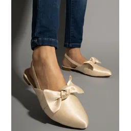 Shoetopia Bow Applique Detailed Flat Sandals - Cream-picture-35