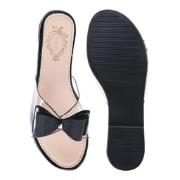 Shoetopia Bow Applique Detailed Flats - Black image 5