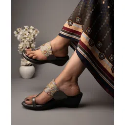 Shoetopia Floral Embroidered Heeled Sandals - Grey-picture-23