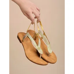 Shoetopia Girls Ethnic One Toe Flats-picture-20