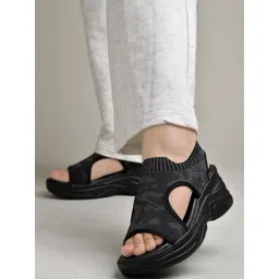 Shoetopia Kids Black Back Strap Wedges-picture-37